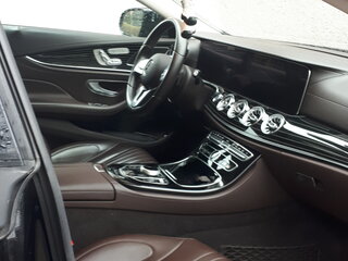 2018 Mercedes-Benz CLS 350 d III (C257), чёрный, 6000000 рублей, вид 3