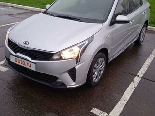 2021 Kia Rio IV Рестайлинг, серебристый, 2220000 рублей, вид 1