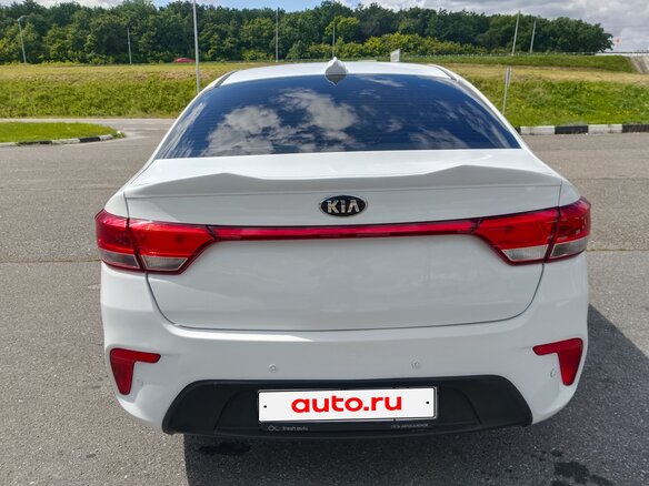 2017 Kia Rio IV, белый, 1490000 рублей - вид 7