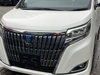2018 Toyota Esquire I Рестайлинг, белый, 2400000 рублей, вид 5