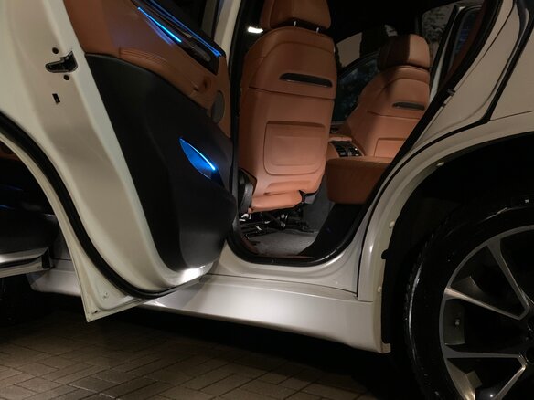 2015 BMW X5 M50d III (F15), белый, 3800000 рублей - вид 12