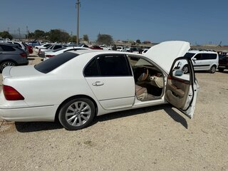 2001 Toyota Celsior III (F30), белый, 500000 рублей, вид 3
