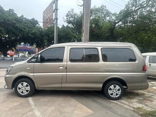 2023 Forthing Lingzhi M5, бежевый, 2290000 рублей, вид 4