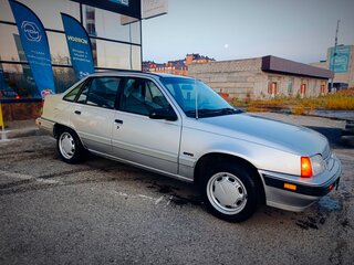 1993 Daewoo Racer I, серебристый, 270000 рублей, вид 3