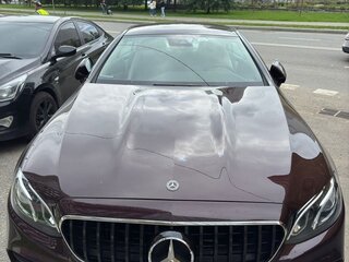 2018 Mercedes-Benz E-Класс 200 V (W213, S213, C238), красный, 3450000 рублей, вид 1
