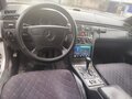 1998 Mercedes-Benz E-Класс 240 II (W210, S210), серебристый, 400000 рублей - вид 6