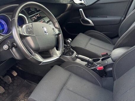 2012 Citroen DS4, белый, 700000 рублей, вид 4