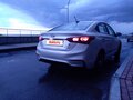 2018 Hyundai Solaris II, серебристый, 1250000 рублей - вид 2