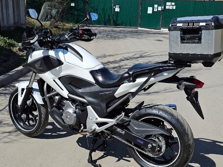 2013 Honda NC 700X, белый, 480000 рублей, вид 3