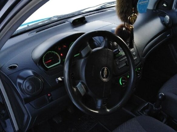 2008 Chevrolet Aveo I Рестайлинг, чёрный, 300000 рублей - вид 2