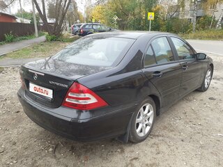 2005 Mercedes-Benz C-Класс 180 II (W203) Рестайлинг, чёрный, 575000 рублей, вид 3