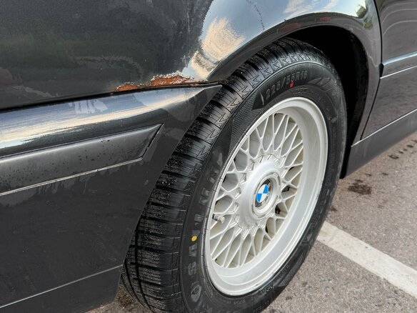 1997 BMW 5 серии 520i IV (E39), чёрный, 380000 рублей - вид 6