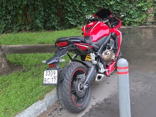 2020 Honda CBR 650R, красный, 900000 рублей, вид 5