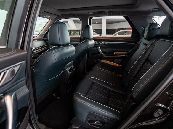 2024 Changan CS95 I Рестайлинг 2, чёрный, 4779900 рублей - вид 8