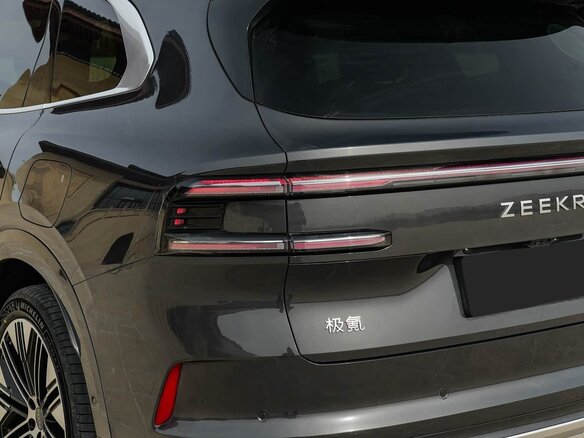 2026 Zeekr 8X 70 kWh, серый - вид 14