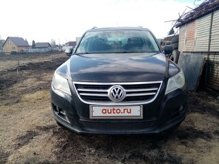 2010 Volkswagen Tiguan I, чёрный, 1150000 рублей, вид 2