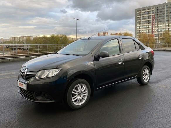 2014 Renault Logan II, чёрный, 535000 рублей