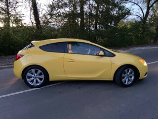 2012 Opel Astra GTC J Рестайлинг, жёлтый, 920000 рублей, вид 3