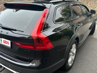 2018 Volvo V90 Cross Country I, чёрный, 3200000 рублей, вид 2