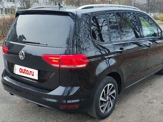 2018 Volkswagen Touran II, чёрный, 1400000 рублей, вид 3