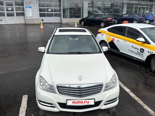 2011 Mercedes-Benz C-Класс 300 III (W204), белый, 1100000 рублей, вид 1