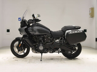 2022 Harley-Davidson Pan America, чёрный, 1300000 рублей, вид 4