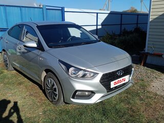 2017 Hyundai Solaris II, серебристый, 870000 рублей, вид 1