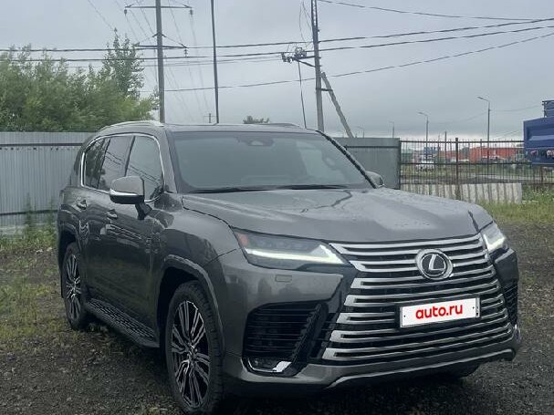 Открыть фотографии: Lexus LX IV