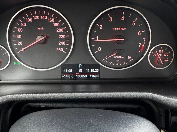 2014 BMW X3 20i xDrive II (F25) Рестайлинг, чёрный, 2800000 рублей - вид 7