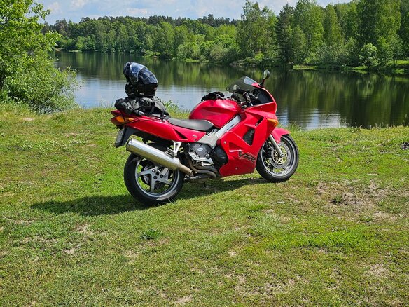2001 Honda VFR 800, красный, 380000 рублей - вид 3