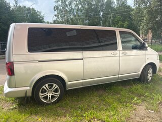 2012 Volkswagen Caravelle T5 Рестайлинг, серебристый, 1849000 рублей, вид 3