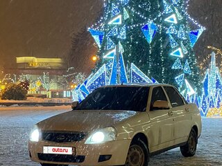 2014 Lada (ВАЗ) Priora I Рестайлинг, белый, 520000 рублей, вид 2