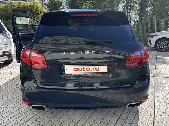 2013 Porsche Cayenne II (958), чёрный, 2900000 рублей - вид 4