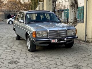1981 Mercedes-Benz W123 240, серый, 650000 рублей, вид 5
