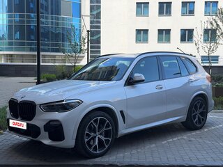 2021 BMW X5 35d IV (G05/G18), белый, 8150000 рублей, вид 1