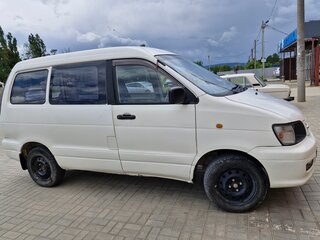 2002 Toyota Town Ace III, белый, 500000 рублей, вид 1