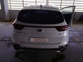 2019 Kia Sportage IV Рестайлинг, белый, 2850000 рублей, вид 5