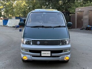 1997 Toyota Regius I, зелёный, 690000 рублей, вид 2