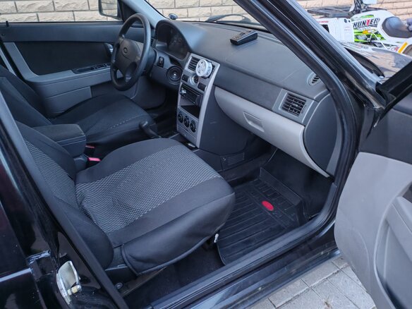 2010 Lada (ВАЗ) Priora I, зелёный, 400000 рублей - вид 5