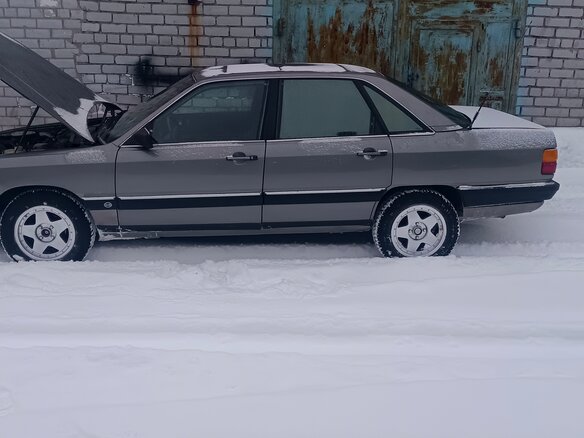 1983 Audi 100 III (C3), серый, 200000 рублей - вид 6