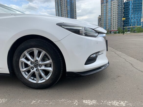 2018 Mazda Axela III Рестайлинг, белый, 1350000 рублей - вид 10