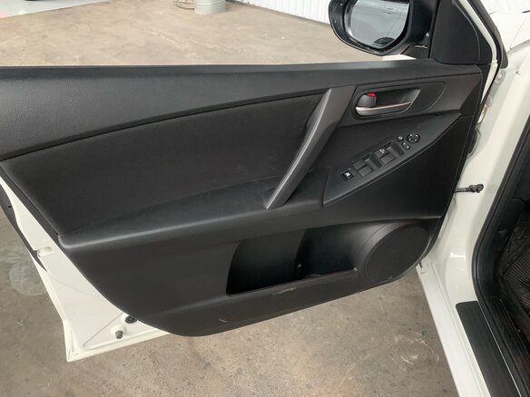 2010 Mazda 3 II (BL), белый - вид 12
