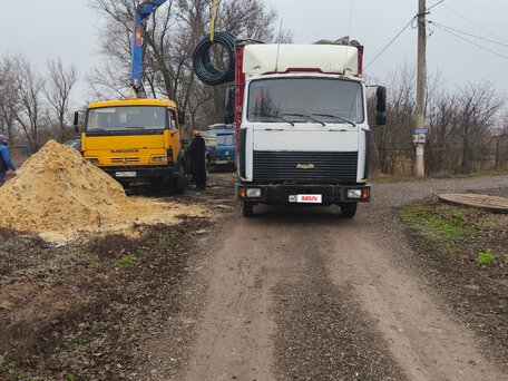 2007 МАЗ 4370, белый, 550000 рублей, вид 1
