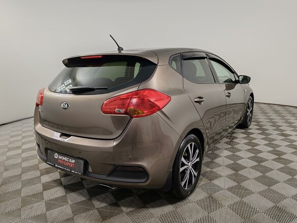 2015 Kia Ceed II, коричневый - вид 4