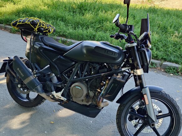 2019 Husqvarna Svartpilen 701, чёрный, 700000 рублей - вид 1