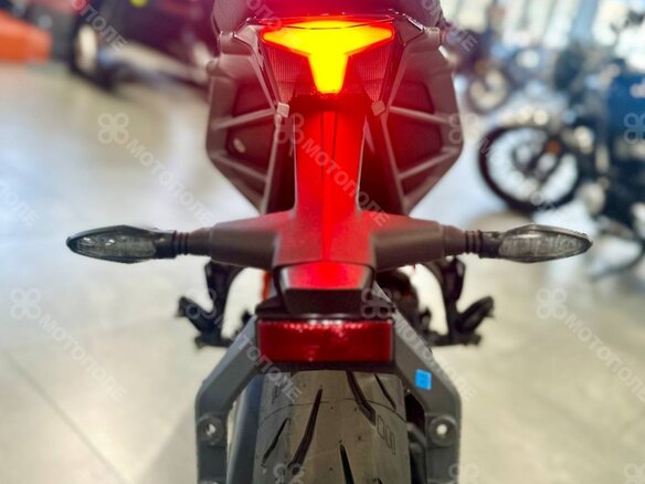 2026 KTM 390 Duke, синий, 699000 рублей - вид 19
