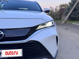 2021 Toyota Venza II, белый, 5480000 рублей, вид 4
