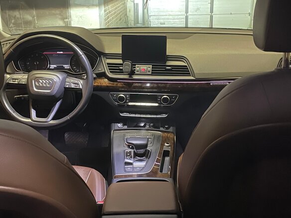 2017 Audi Q5 II (FY), белый, 2750000 рублей - вид 23