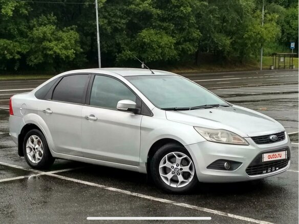 2008 Ford Focus II Рестайлинг, серебристый, 510000 рублей