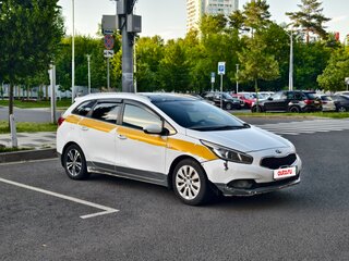 2015 Kia Ceed II, белый, 650000 рублей, вид 3